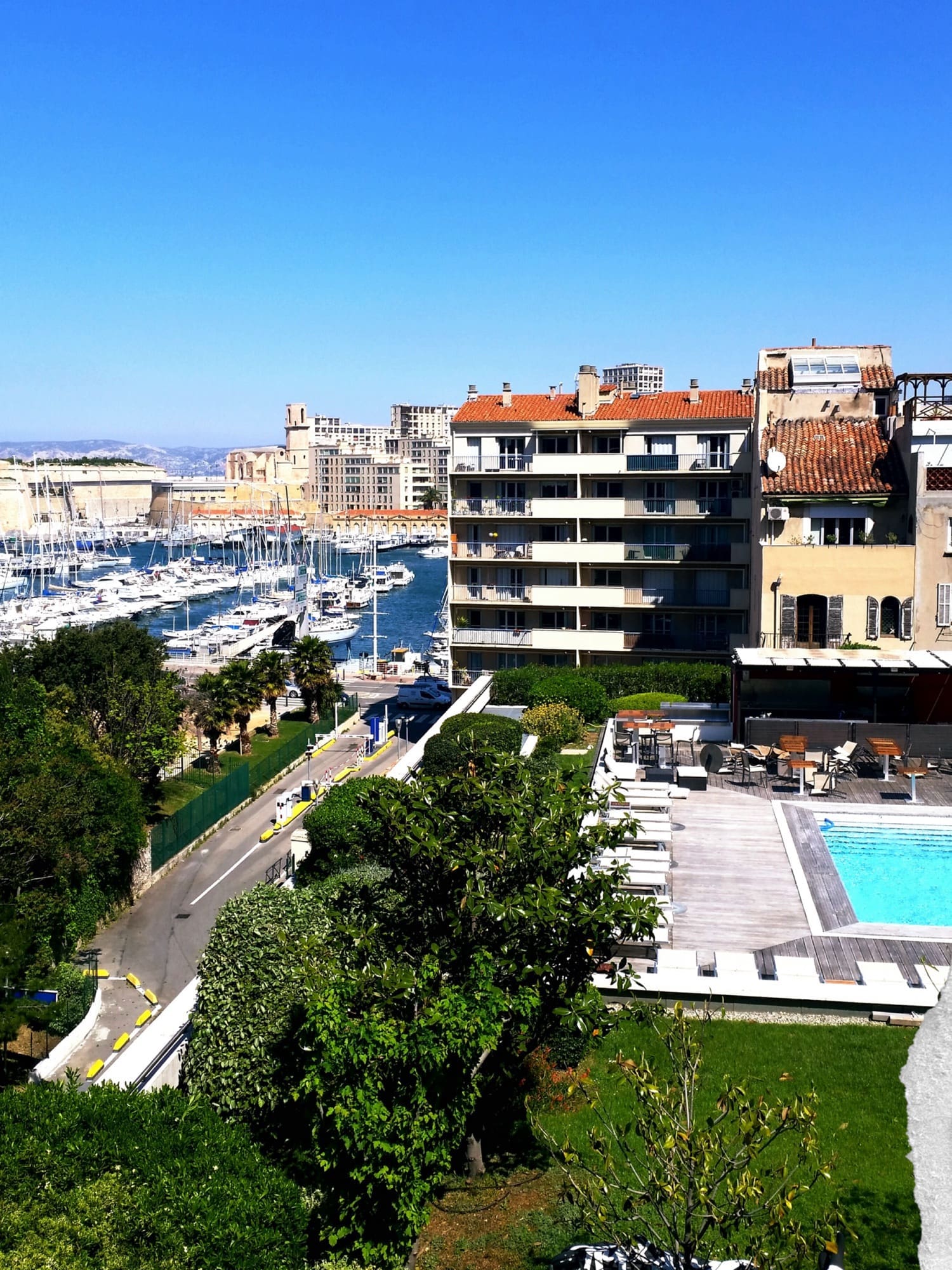 Où loger à Marseille sans voiture – mon guide quartier par quartier pour un séjour solo